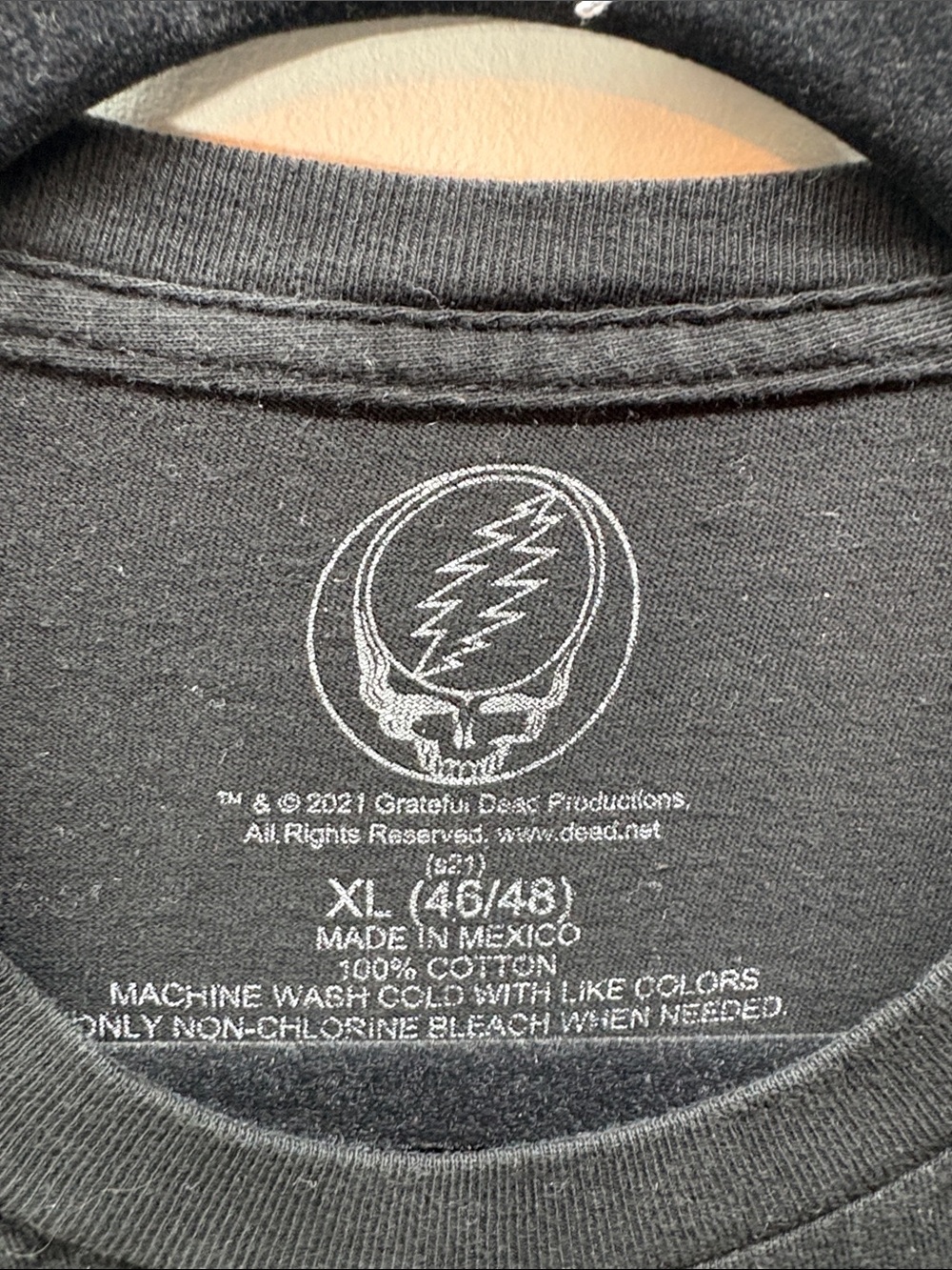 Grateful Dead Black Tee with Multicolor Dancing Bears - Picture 3 of 6